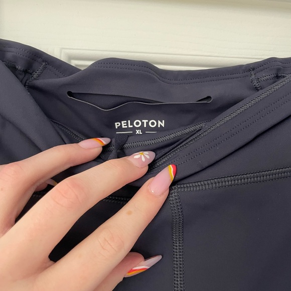 xl navy blue peloton leggings with pockets - Picture 3 of 3
